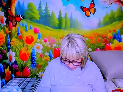 Snapshot of indianroxy chatting on 07-10-26, 03:58 indianroxy online show from 07-10-26, 03:58