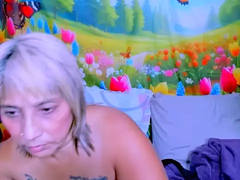 Snapshot of indianroxy chatting on 07-16-26, 01:00 indianroxy online show from 07-16-26, 01:00