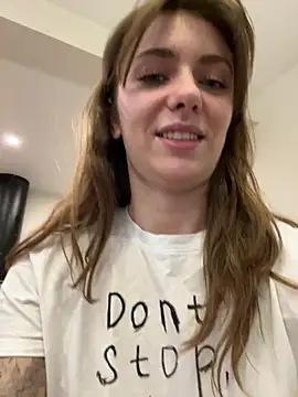 Snapshot of MariiD chatting on 02-16-26, 04:14 MariiD online show from 02-16-26, 04:14