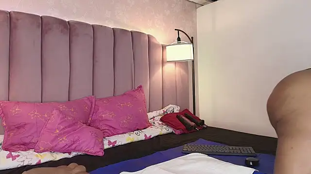 HallyBans online show from 04-18-26, 12:20