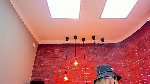 ChristynaRoss online show from 03-25-26, 08:26