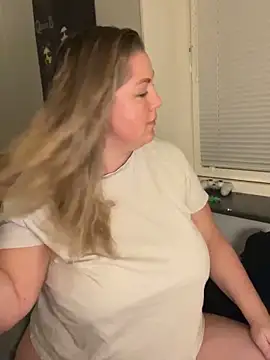 Snapshot of Anna_Alexa chatting on 11-19-25, 08:31 Anna Alexa online show from 11-19-25, 08:31