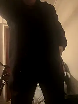 Snapshot of Anna_Alexa chatting on 11-22-25, 07:24 Anna Alexa online show from 11-22-25, 07:24