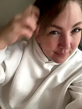 Snapshot of Anna_Alexa chatting on 12-05-25, 08:34 Anna Alexa online show from 12-05-25, 08:34