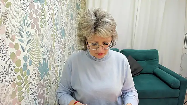 EvelynJoyful online show from 12-05-25, 04:54