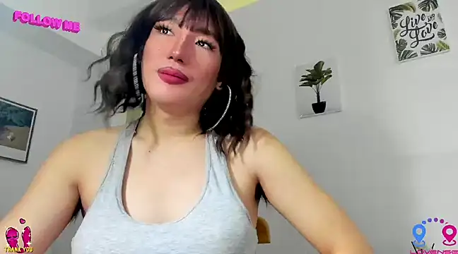 hottycrishina online show from 01-11-25, 06:24