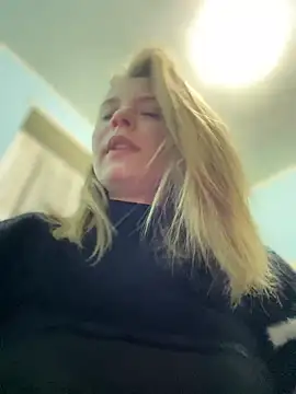 Snapshot of AnastasiaAniess chatting on 01-06-25, 05:27 AnastasiaAniess online show from 01-06-25, 05:27