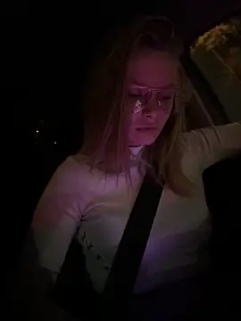 Snapshot of AnastasiaAniess chatting on 01-26-25, 11:18 AnastasiaAniess online show from 01-26-25, 11:18