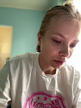 Snapshot of AnastasiaAniess chatting on 01-28-25, 12:11 AnastasiaAniess online show from 01-28-25, 12:11