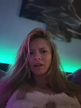 Snapshot of AnastasiaAniess chatting on 02-12-25, 08:50 AnastasiaAniess online show from 02-12-25, 08:50