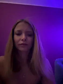 Snapshot of AnastasiaAniess chatting on 03-03-25, 06:33 AnastasiaAniess online show from 03-03-25, 06:33