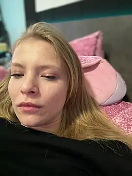 Snapshot of AnastasiaAniess chatting on 03-12-25, 04:56 AnastasiaAniess online show from 03-12-25, 04:56