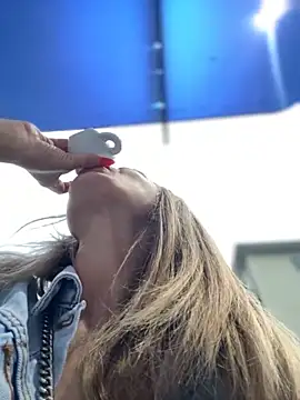 Snapshot of AnastasiaAniess chatting on 09-20-25, 05:25 AnastasiaAniess online show from 09-20-25, 05:25