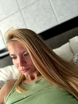 Snapshot of AnastasiaAniess chatting on 10-07-25, 09:50 AnastasiaAniess online show from 10-07-25, 09:50