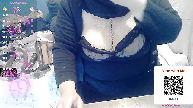 Snapshot of tatli_bela chatting on 01-05-25, 10:19 tatli bela online show from 01-05-25, 10:19