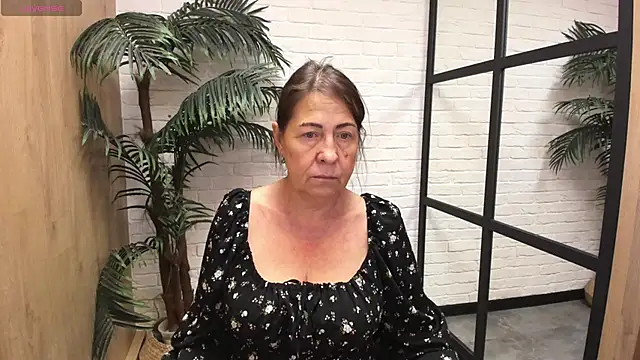 LindaPassionate online show from 06-12-26, 01:10