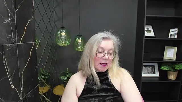 NataliMellow online show from 02-26-25, 04:45