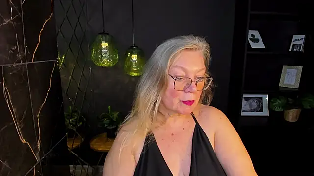 NataliMellow online show from 11-21-25, 01:21