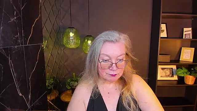 NataliMellow online show from 04-06-26, 01:12