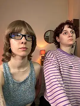 Jitoon Exe online show from 10-19-25, 05:46