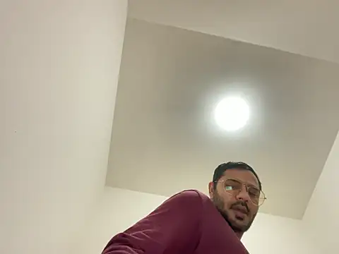 Enderson007 online show from 11-24-25, 02:06