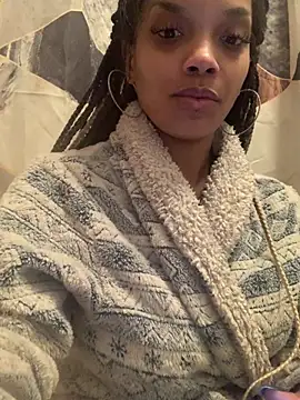 Rakiyahcharms online show from 12-15-24, 04:26