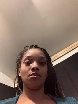 Rakiyahcharms online show from 12-21-24, 03:47