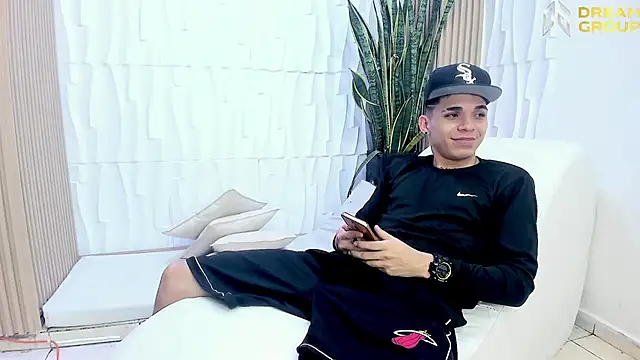 AmazingPartys online show from 03-14-26, 04:29