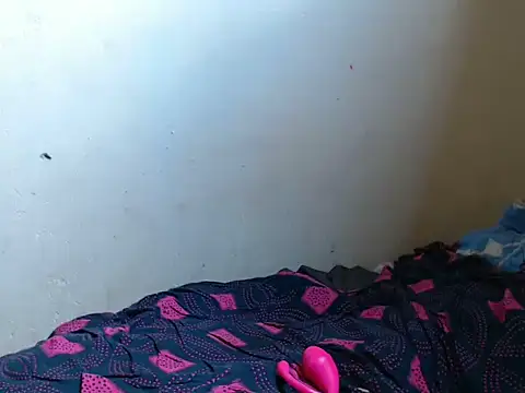 Snapshot of mbokosquad chatting on 03-12-26, 10:43 mbokosquad online show from 03-12-26, 10:43