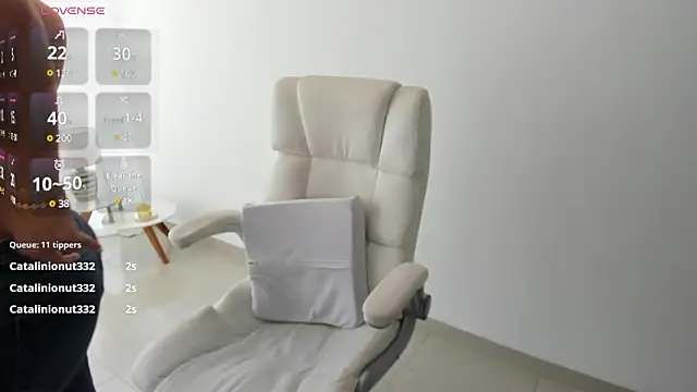 Snapshot of renata_t_ chatting on 03-04-25, 08:49 renata t online show from 03-04-25, 08:49