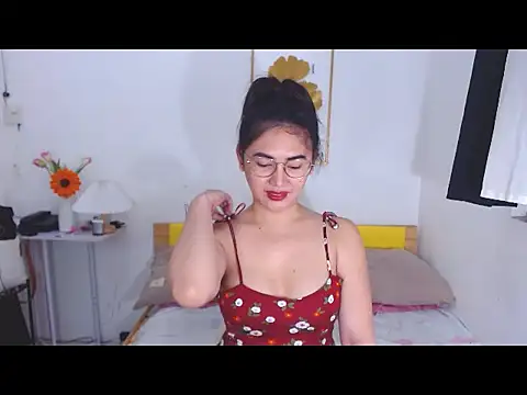Snapshot of XjuanitabonitaX chatting on 11-11-25, 08:14 XjuanitabonitaX online show from 11-11-25, 08:14