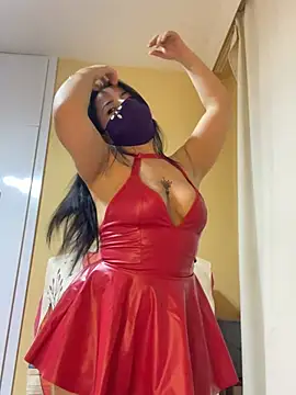 Snapshot of White-Petite chatting on 02-28-26, 07:37 White-Petite online show from 02-28-26, 07:37