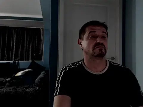 MisterFaithRO online show from 05-08-26, 10:48