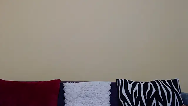 christine33 online show from 07-16-26, 10:38