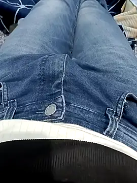 Babyucum4me online show from 12-22-24, 11:44