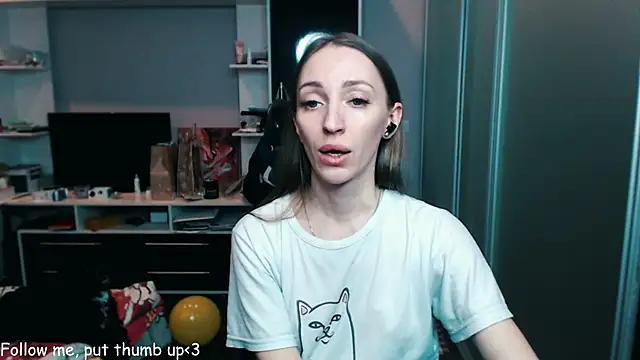 Snapshot of Natalimeowks chatting on 12-31-24, 04:14 Natalimeowks online show from 12-31-24, 04:14