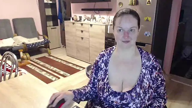 Snapshot of BustyLadyAlma chatting on 02-11-25, 05:37 BustyLadyAlma online show from 02-11-25, 05:37