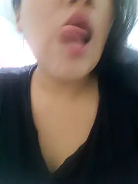 Snapshot of Kalani_Engel chatting on 01-21-25, 06:45 Kalani Engel online show from 01-21-25, 06:45