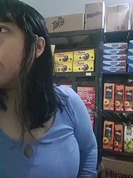 Snapshot of Kalani_Engel chatting on 06-19-26, 11:08 Kalani Engel online show from 06-19-26, 11:08