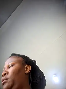 Snapshot of Sexycandyxxx chatting on 10-24-25, 11:39 Sexycandyxxx online show from 10-24-25, 11:39