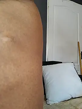SWEETDOLLY29XX online show from 07-19-26, 07:45