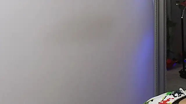 JuliaJuliette online show from 03-04-25, 08:27