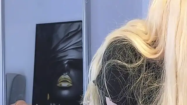 JuliaJuliette online show from 11-10-25, 01:32