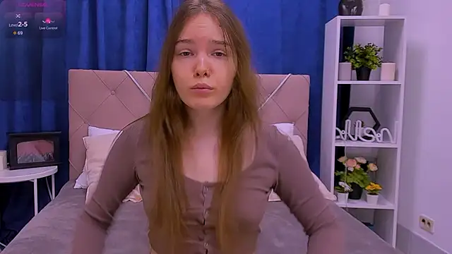 Snapshot of Janie_JJ_Curvie chatting on 02-04-26, 01:00 Janie JJ Curvie online show from 02-04-26, 01:00