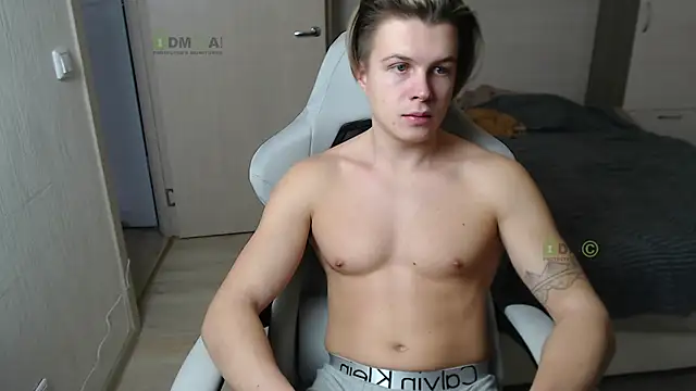 Sunny-Girl1 online show from 03-05-25, 01:28