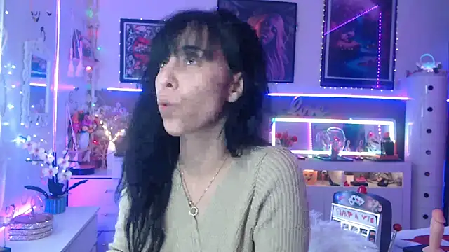 Snapshot of misscectito13 chatting on 02-27-25, 02:32 misscectito13 online show from 02-27-25, 02:32