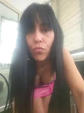 Snapshot of misscectito13 chatting on 03-04-25, 03:15 misscectito13 online show from 03-04-25, 03:15