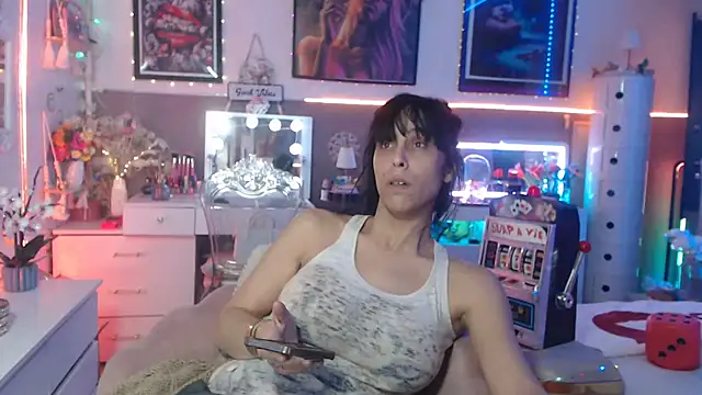 Snapshot of misscectito13 chatting on 03-08-25, 05:54 misscectito13 online show from 03-08-25, 05:54