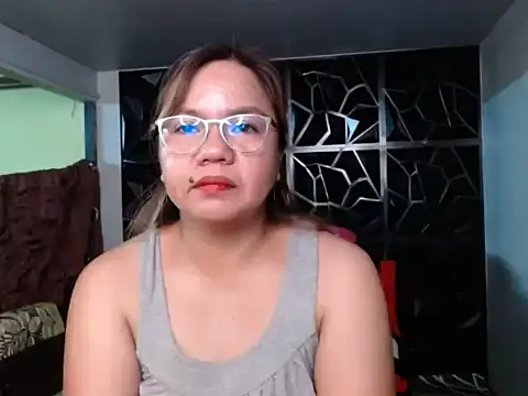 Snapshot of ambersmile chatting on 09-28-25, 08:58 ambersmile online show from 09-28-25, 08:58