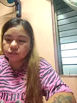 Snapshot of ambersmile chatting on 10-19-25, 08:42 ambersmile online show from 10-19-25, 08:42